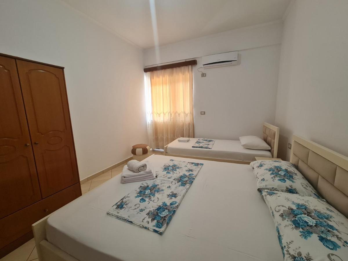 Glow Two Bedroom Apartment คซามิล ภายนอก รูปภาพ